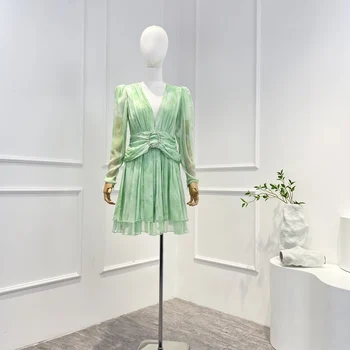 2023 Высококачественное Платье с глубоким v-образным вырезом в тон-зеленый шелк-Кристаллы из жоржета, Многослойная мини-юбка с присборенным поясом, Женское платье